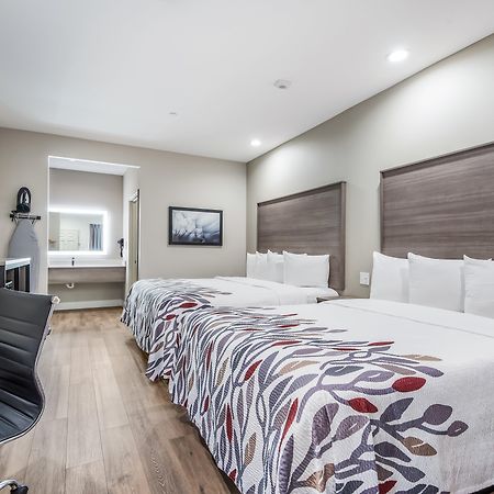 Red Roof Inn باي تاون المظهر الخارجي الصورة