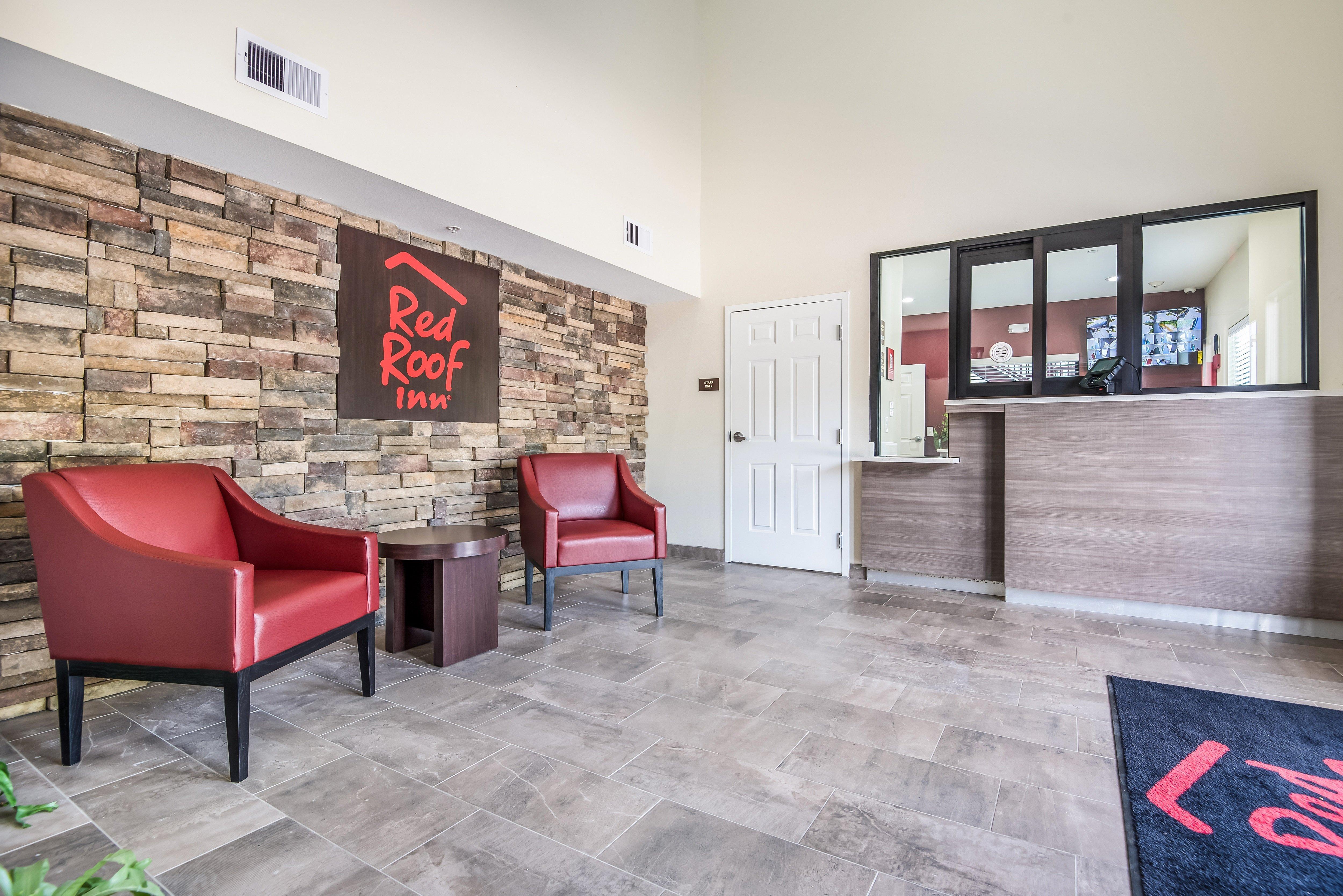 Red Roof Inn باي تاون المظهر الخارجي الصورة