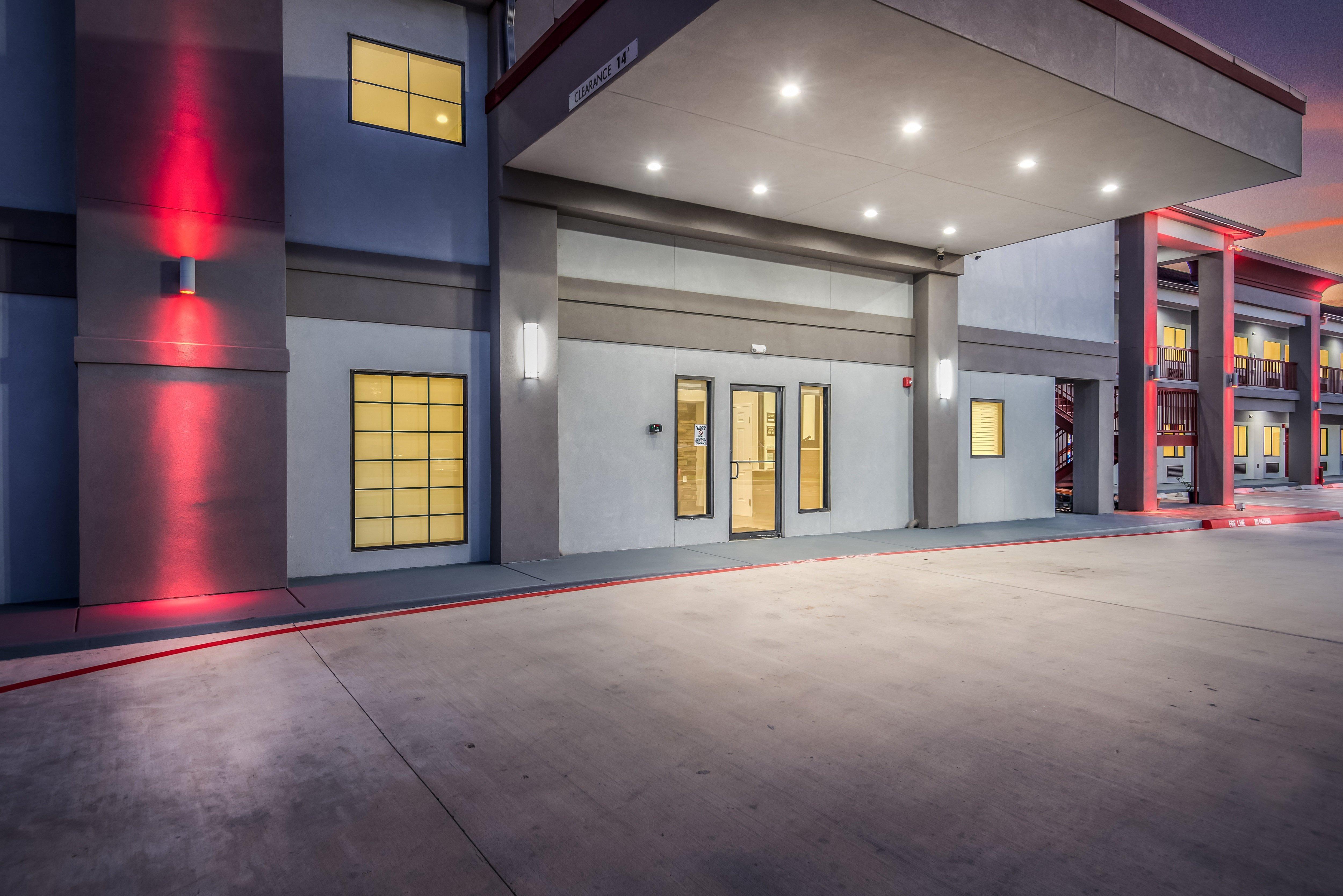 Red Roof Inn باي تاون المظهر الخارجي الصورة